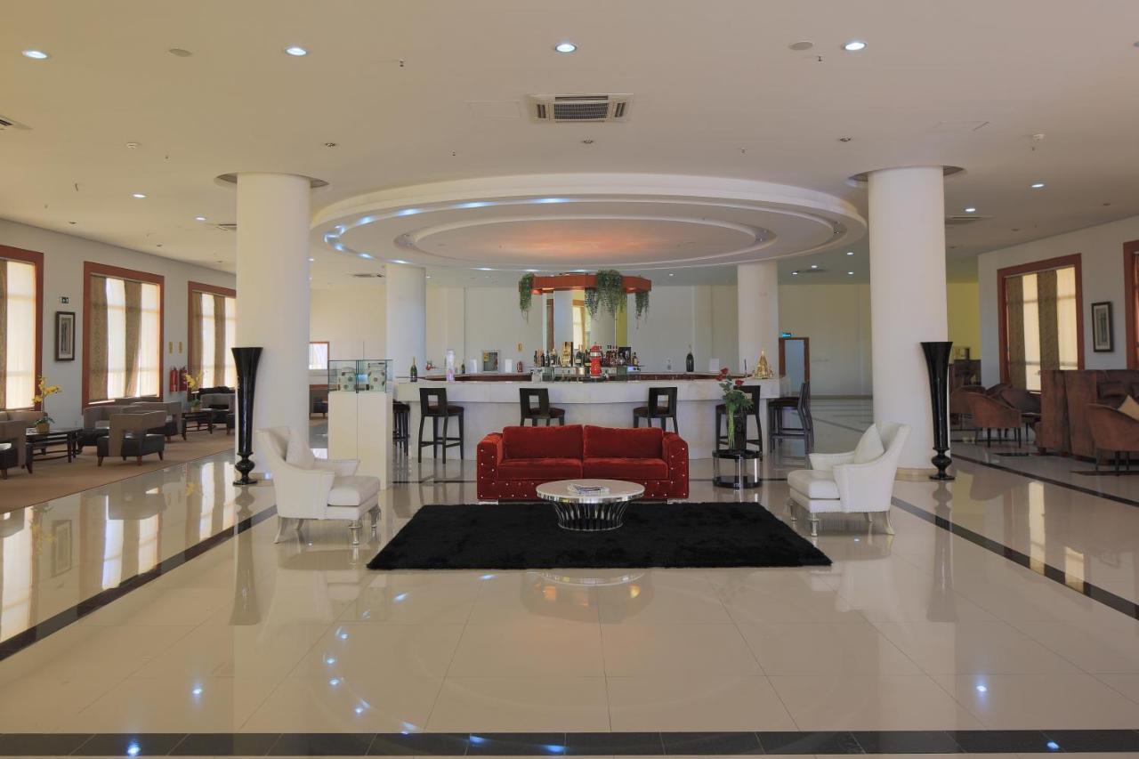 Hotel Victoria Garden Camama Luaran gambar