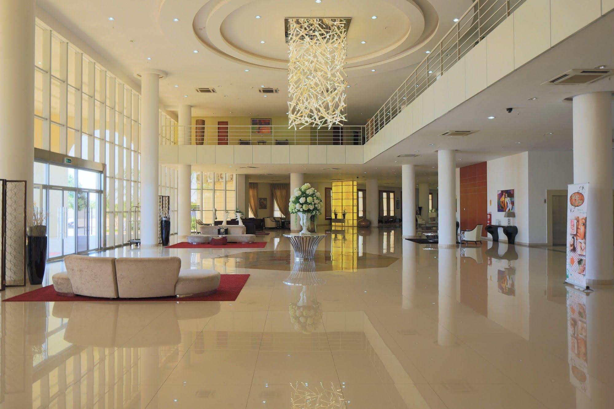 Hotel Victoria Garden Camama Luaran gambar