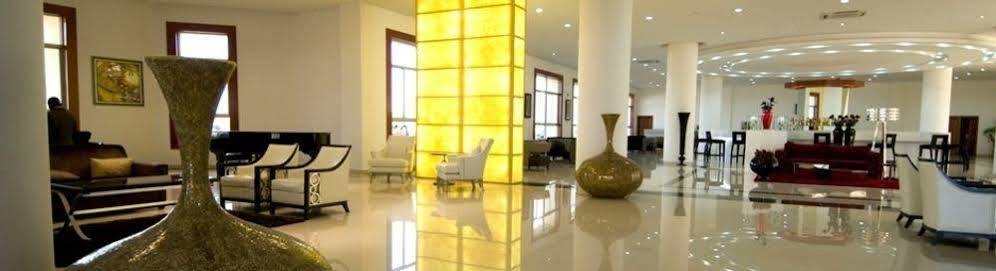 Hotel Victoria Garden Camama Luaran gambar